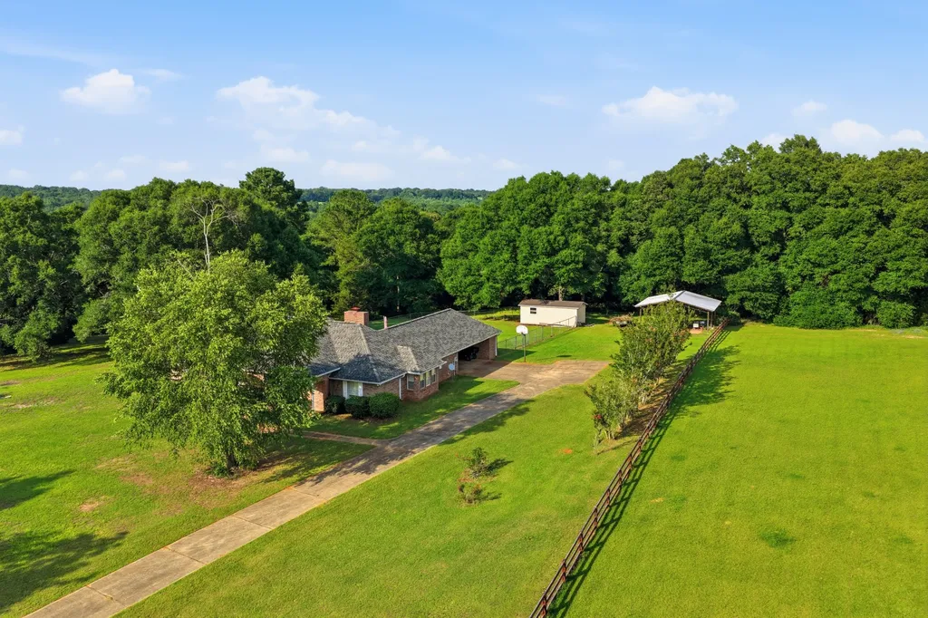 344 Hidden Springs Drive Midland City AL 36350