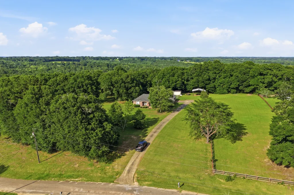 344 Hidden Springs Drive Midland City AL 36350