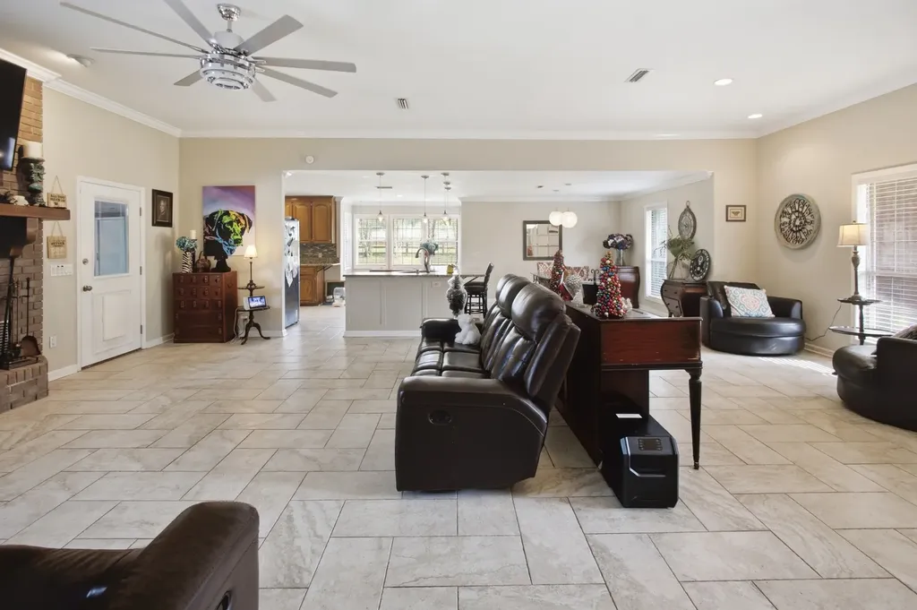 344 Hidden Springs Drive Midland City AL 36350