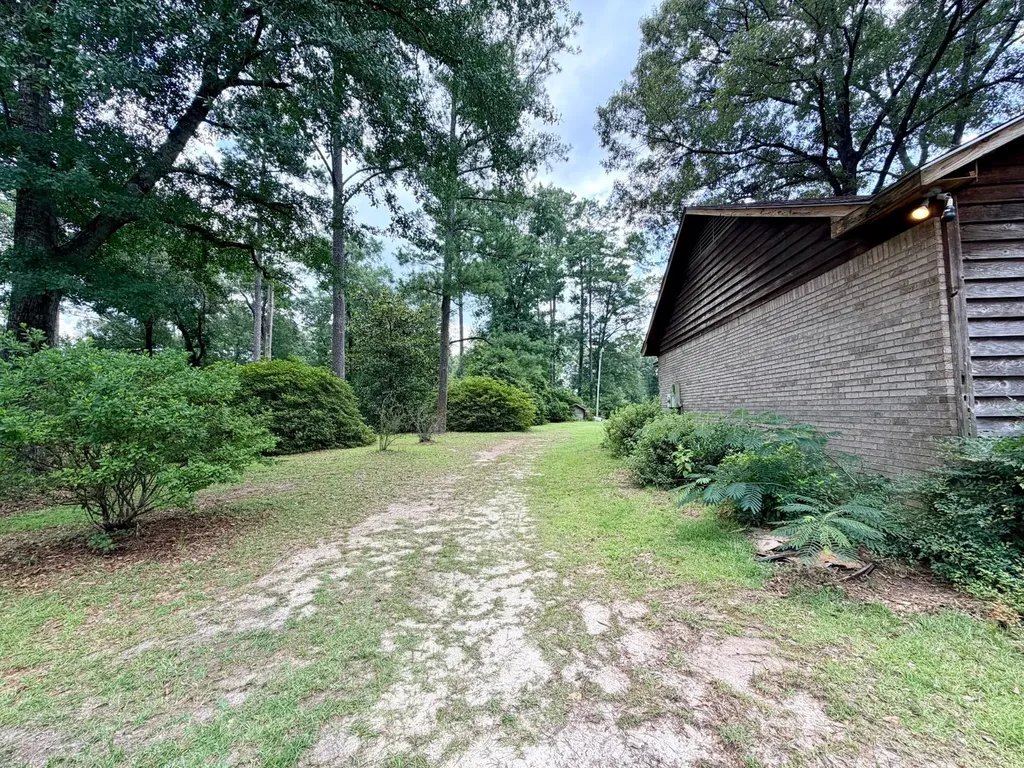 782 Highway 17 Deer Park AL 36529