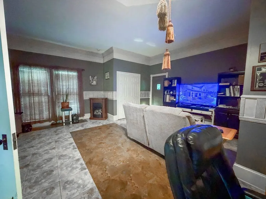 240 Carpenters Lane Jacksonville AL 36265