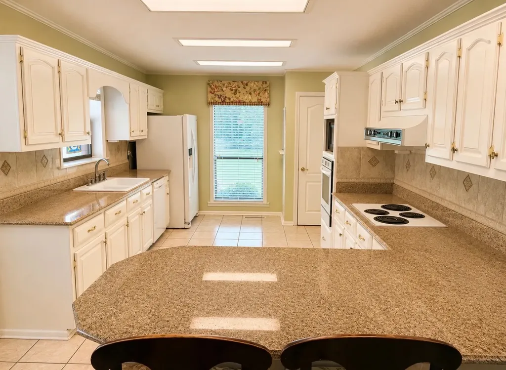 2811 Old Highway 5 S Thomasville AL 36784