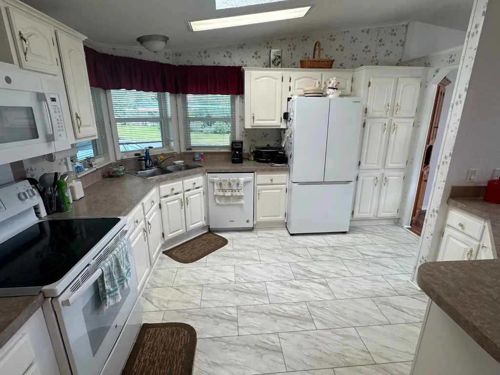 18070 Topaz Lane Foley AL 36535