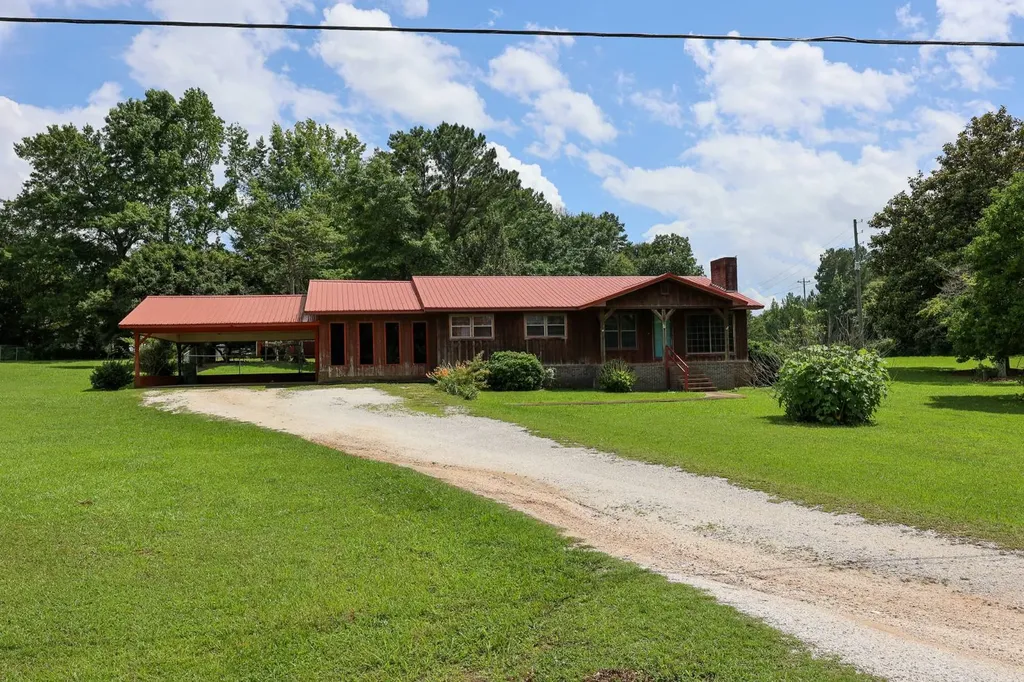 30 Brookwood Avenue Ashland AL 36251