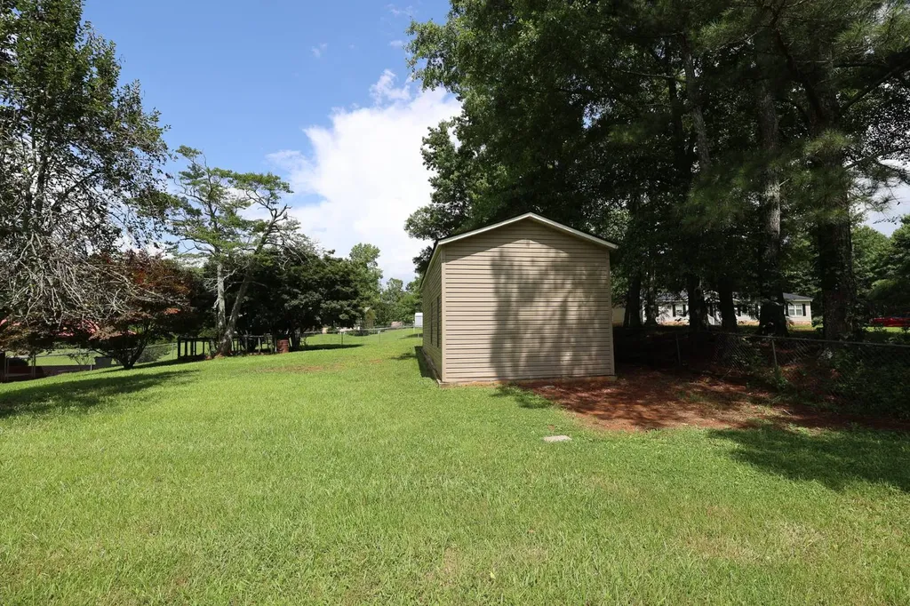 30 Brookwood Avenue Ashland AL 36251