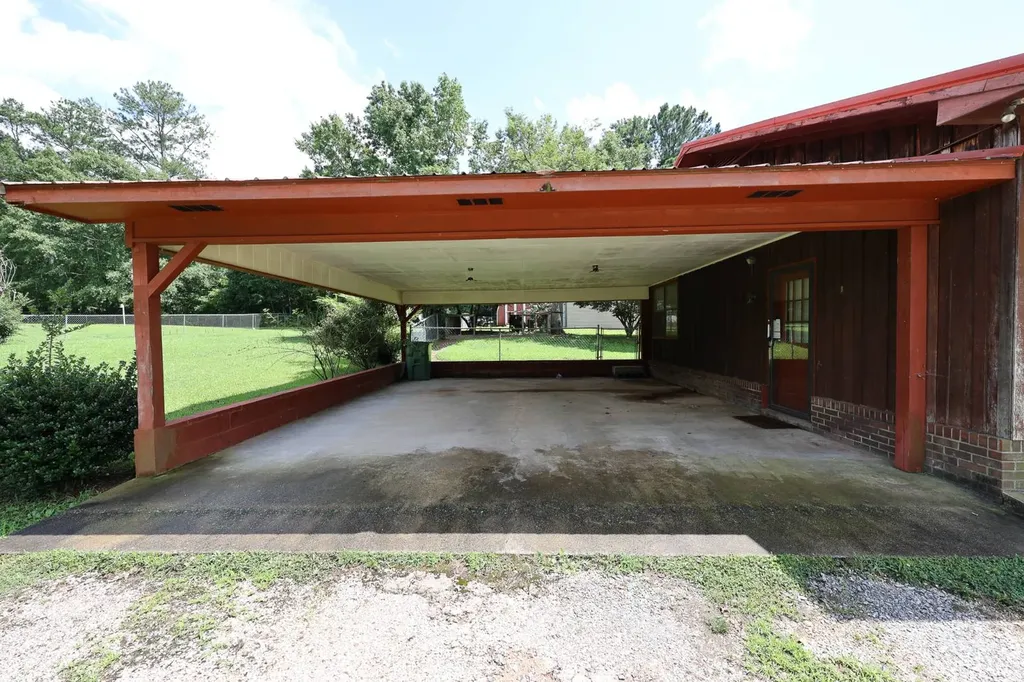 30 Brookwood Avenue Ashland AL 36251