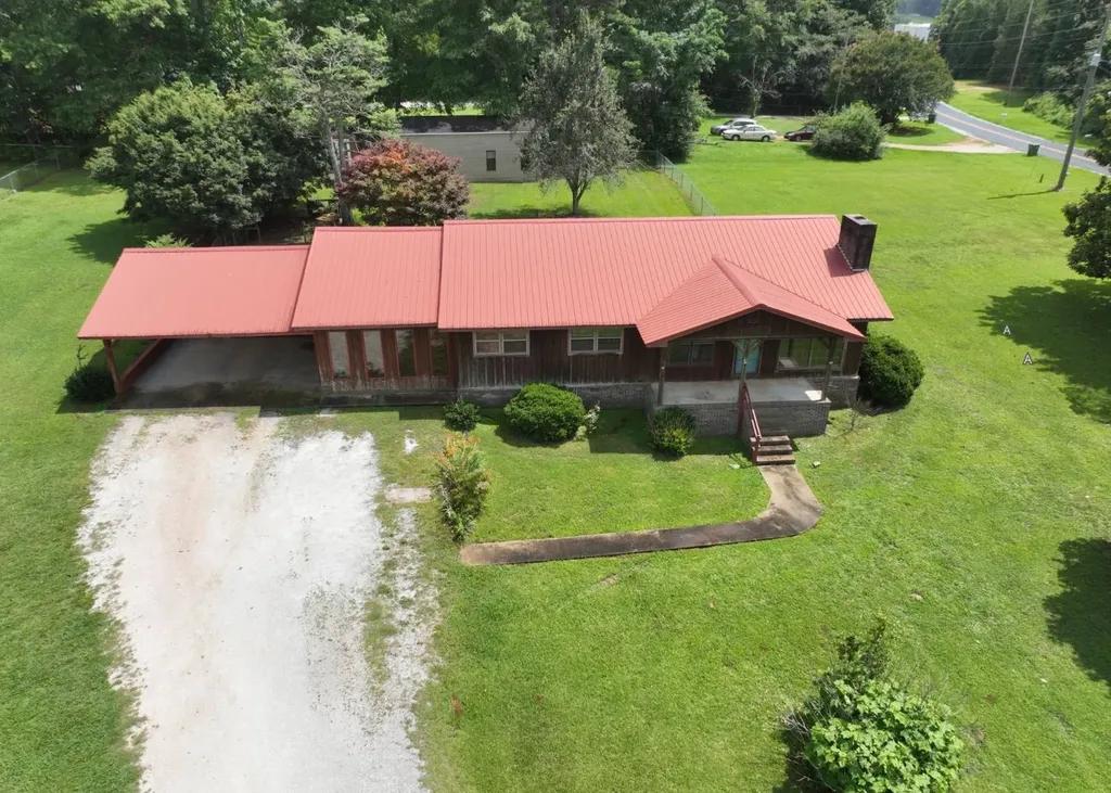 30 Brookwood Avenue Ashland AL 36251