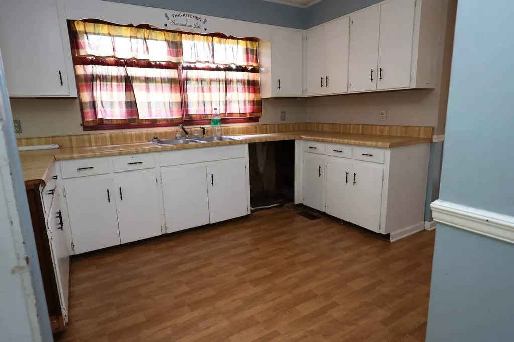 30 Brookwood Avenue Ashland AL 36251