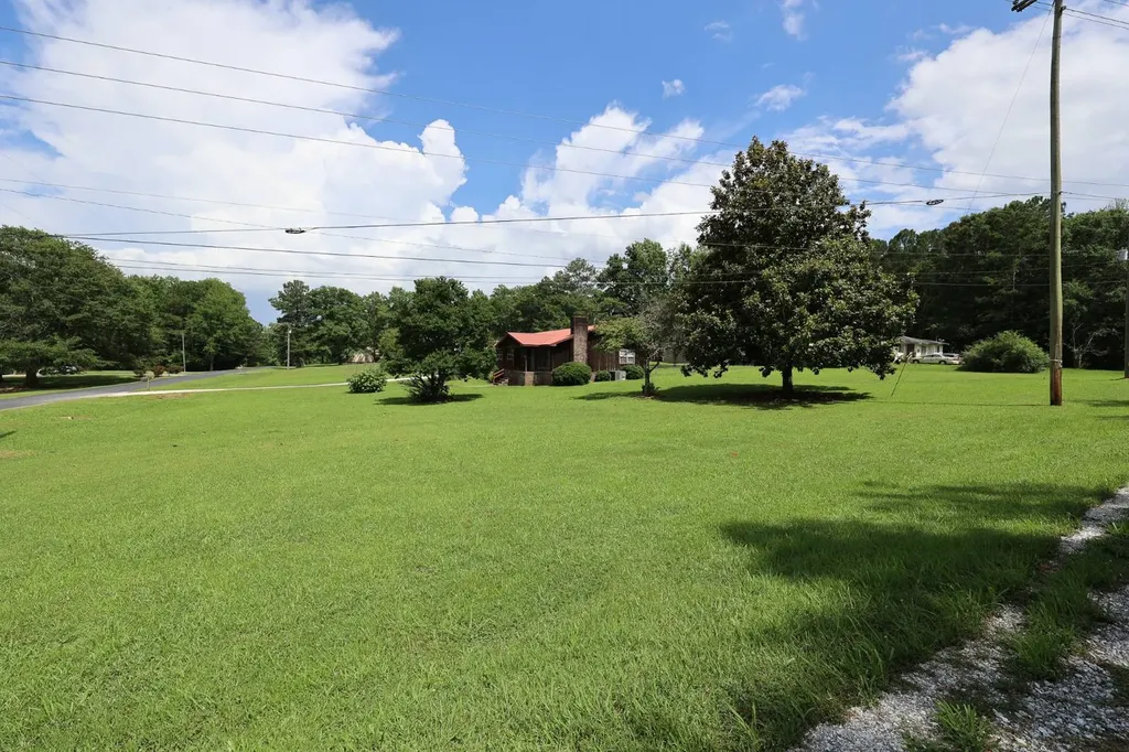 30 Brookwood Avenue Ashland AL 36251