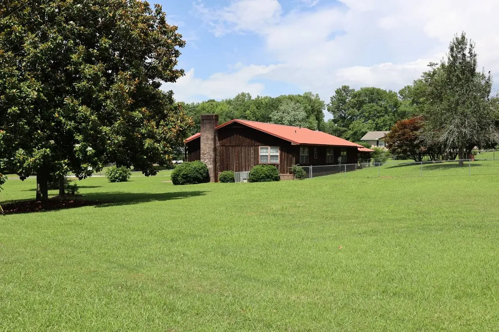 30 Brookwood Avenue Ashland AL 36251