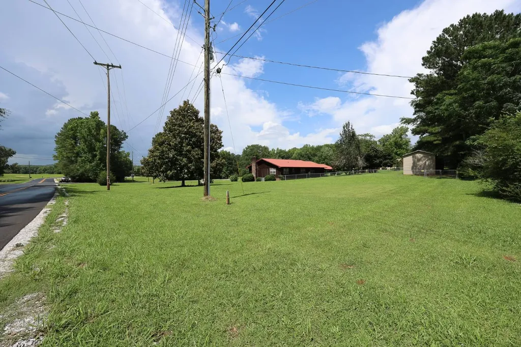 30 Brookwood Avenue Ashland AL 36251