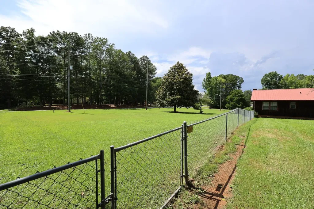 30 Brookwood Avenue Ashland AL 36251