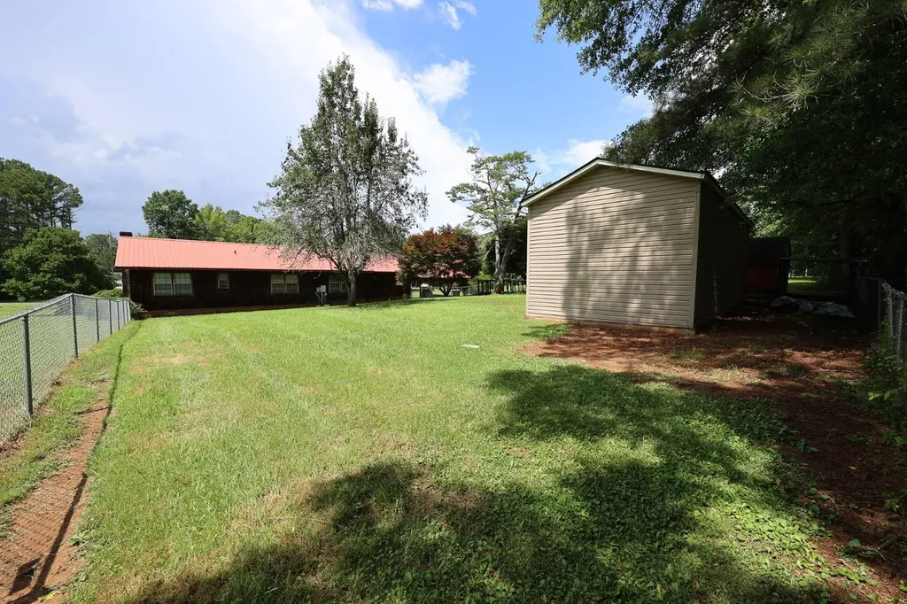 30 Brookwood Avenue Ashland AL 36251