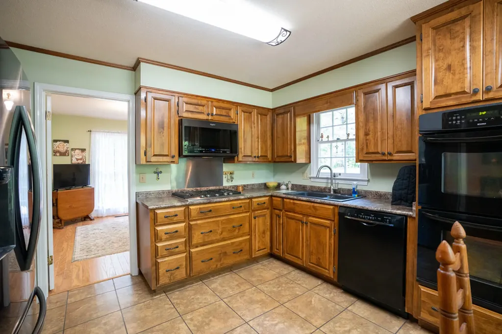 451 13th Street SW Fayette AL 35555