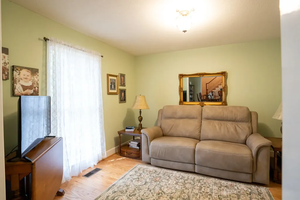 451 13th Street SW Fayette AL 35555
