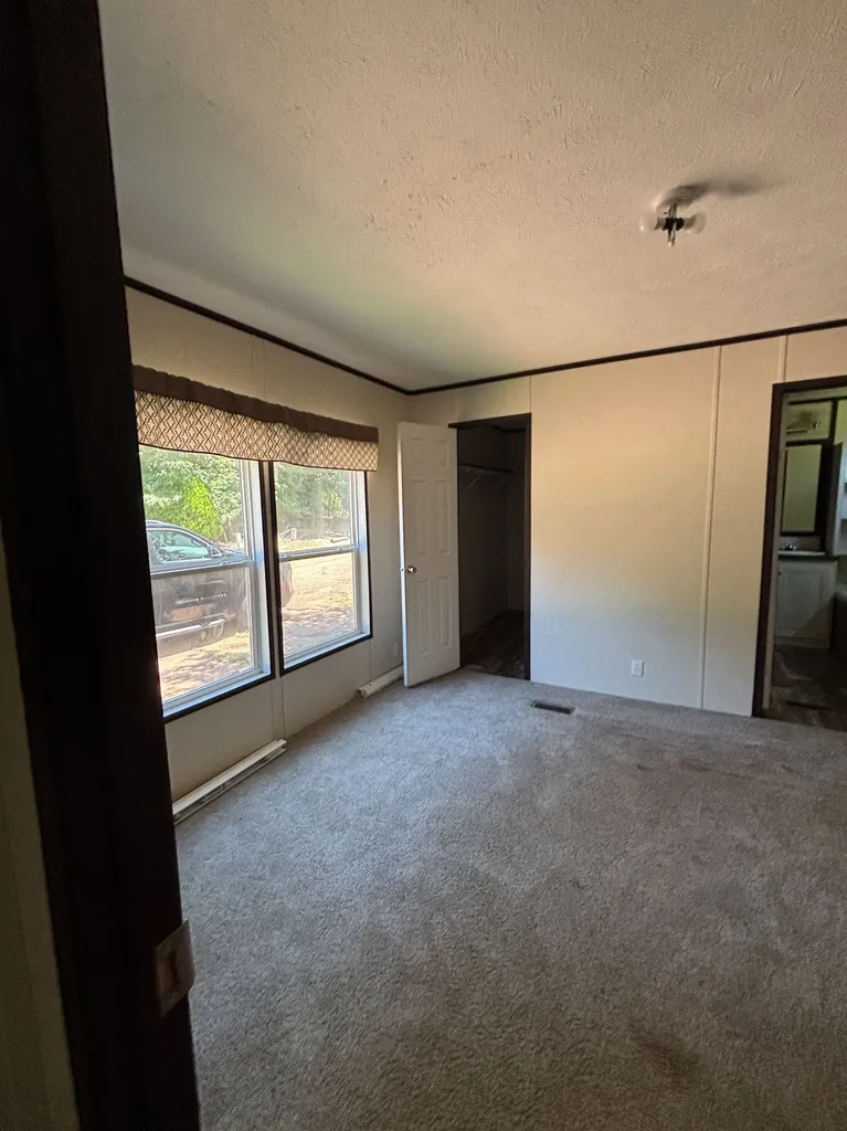 6016 Glade Road Anniston AL 36206