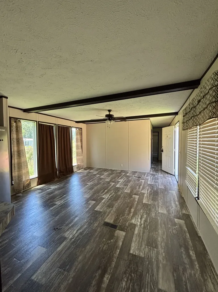 6016 Glade Road Anniston AL 36206