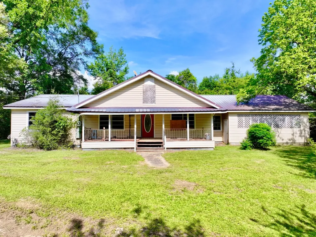 4534 Center Point Road Coffeeville AL 36524