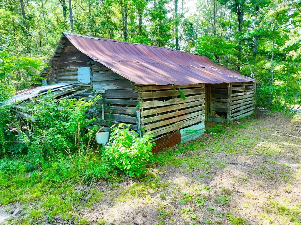 4534 Center Point Road Coffeeville AL 36524