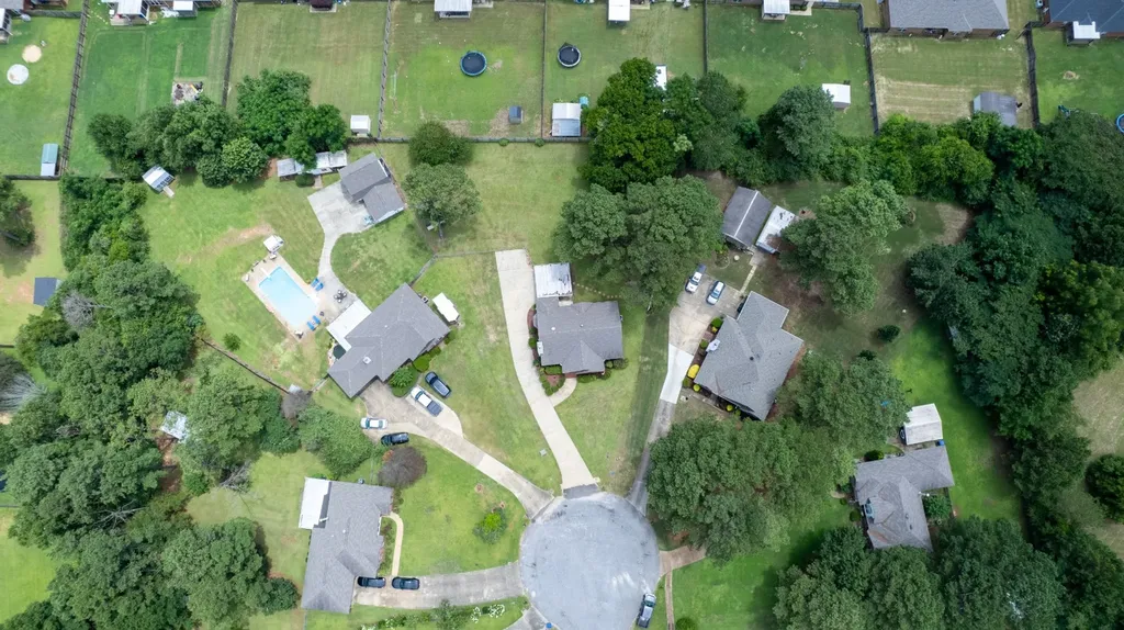 1715 Formosa Court Deatsville AL 36022