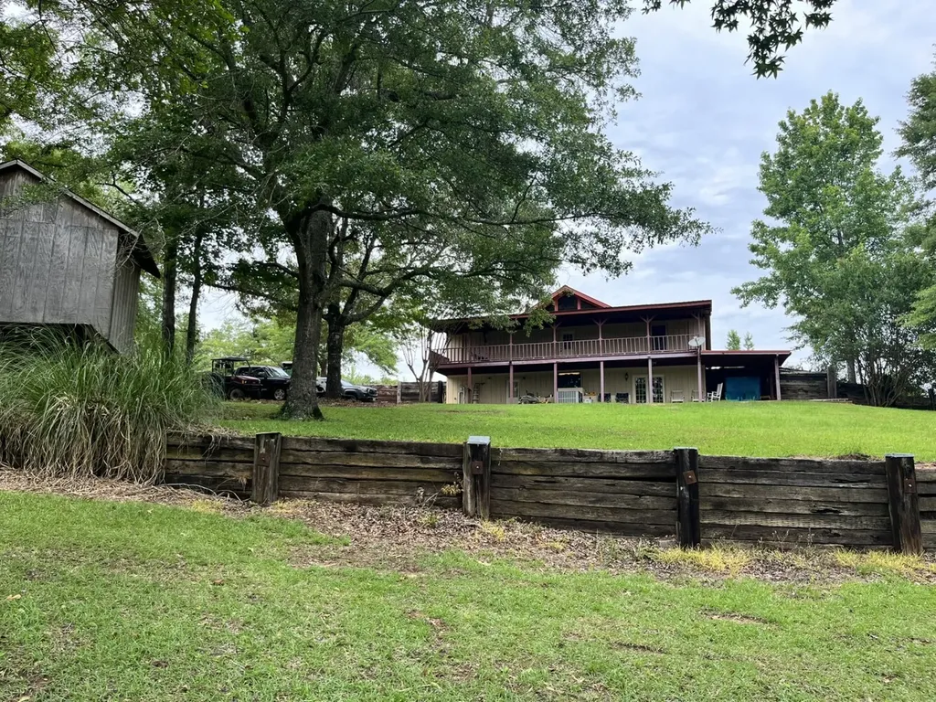 6993 County Road 334 Plantersville AL 36758
