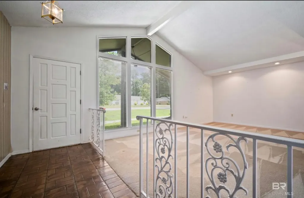 504 Vaughn Drive N Satsuma AL 36572