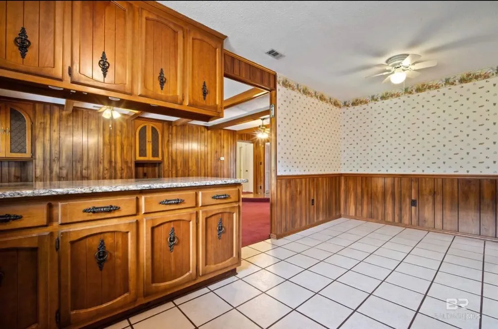 504 Vaughn Drive N Satsuma AL 36572