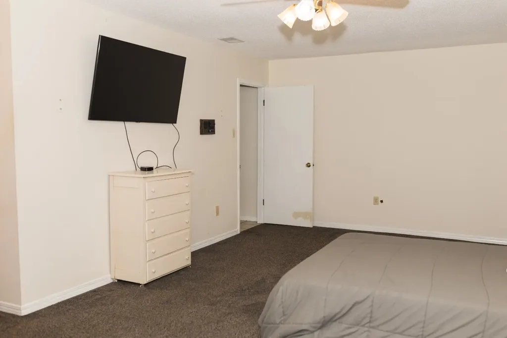 504 Vaughn Drive N Satsuma AL 36572