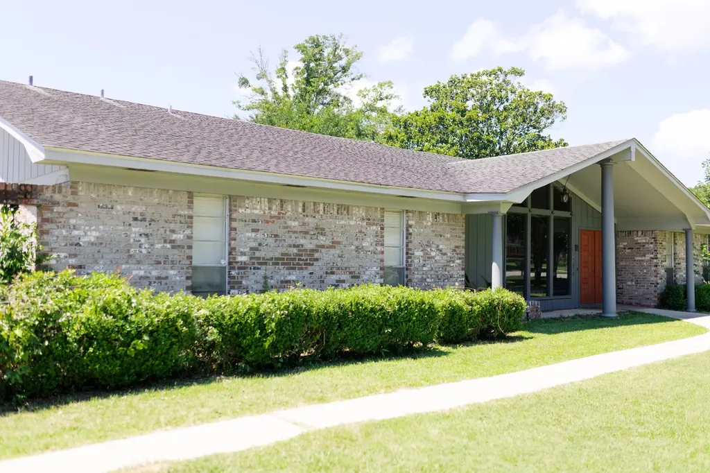 504 Vaughn Drive N Satsuma AL 36572