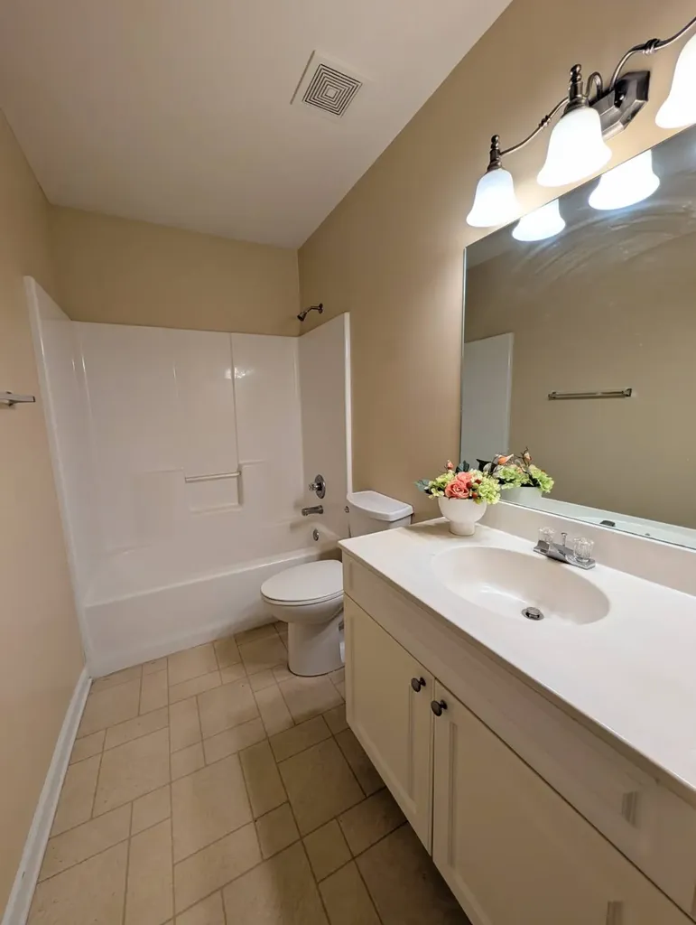 303 Autumnwood Drive Rainbow City AL 35906