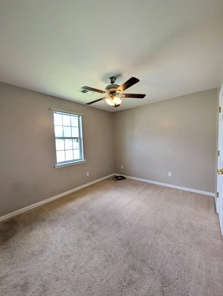 303 Autumnwood Drive Rainbow City AL 35906