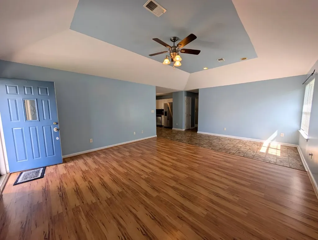 303 Autumnwood Drive Rainbow City AL 35906