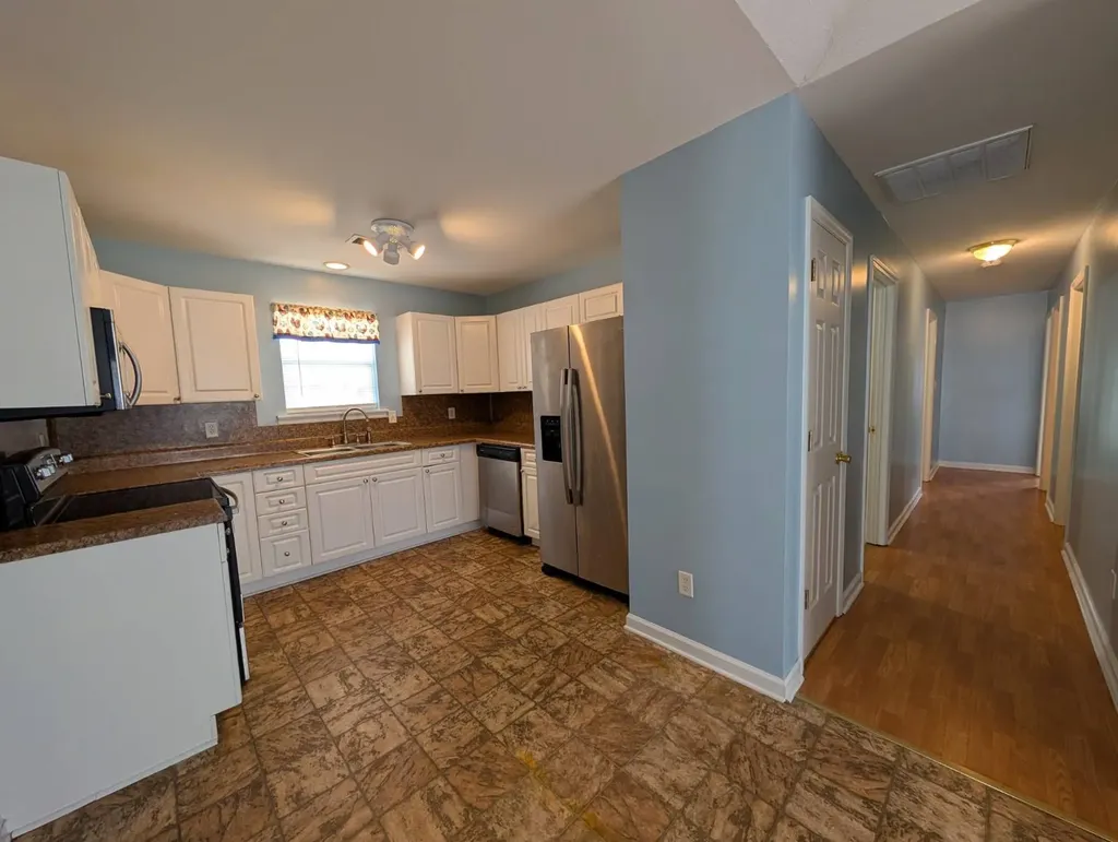 303 Autumnwood Drive Rainbow City AL 35906