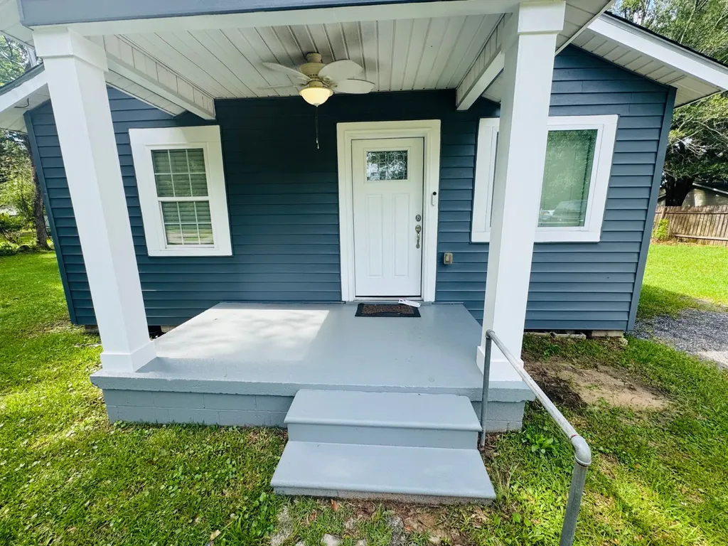 424 Second Avenue Saraland AL 36571