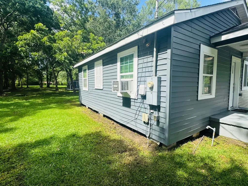 424 Second Avenue Saraland AL 36571