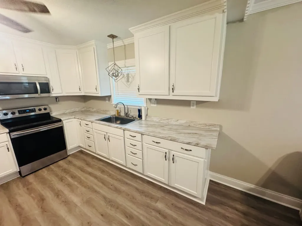 424 Second Avenue Saraland AL 36571