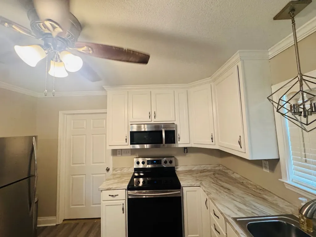 424 Second Avenue Saraland AL 36571