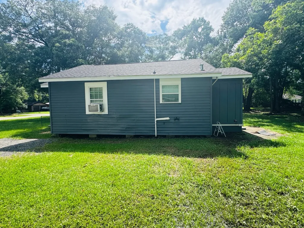 424 Second Avenue Saraland AL 36571