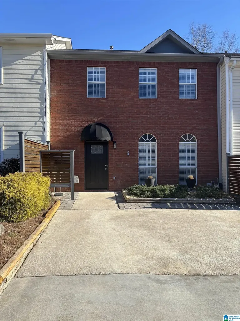 214 Cambrian Ridge Trail Pelham AL 35124