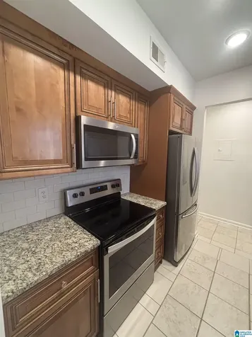 214 Cambrian Ridge Trail Pelham AL 35124