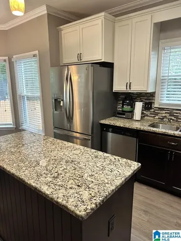 137 Broadmoor Lane Alabaster AL 35007