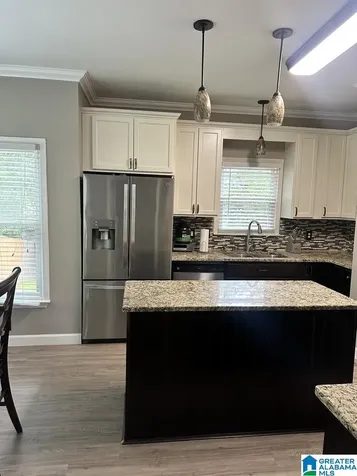 137 Broadmoor Lane Alabaster AL 35007
