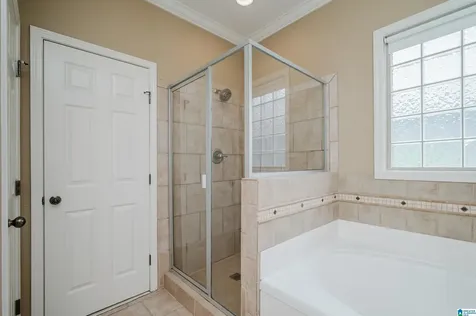 5927 Waterscape Pass Hoover AL 35244