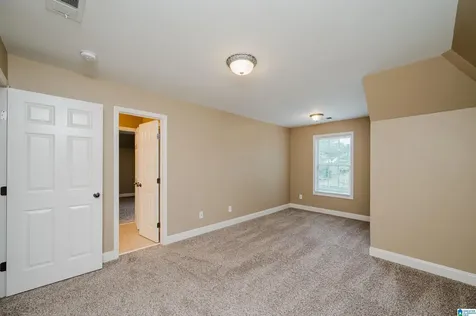 5927 Waterscape Pass Hoover AL 35244