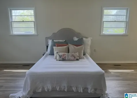 32807 Highway 31 Calera AL 35040