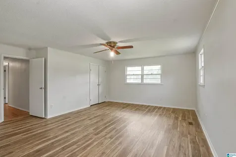32807 Highway 31 Calera AL 35040