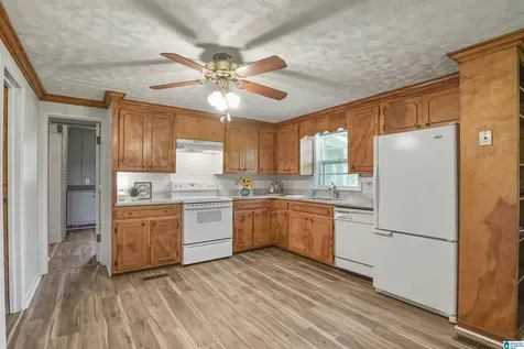 32807 Highway 31 Calera AL 35040
