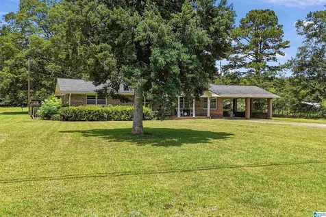 32807 Highway 31 Calera AL 35040
