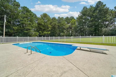 160 Dogwood Lane Holly Pond AL 35083