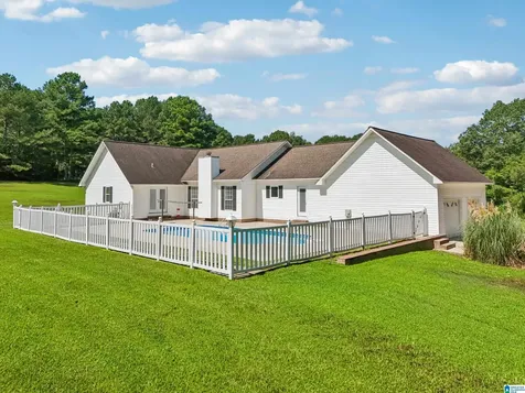 160 Dogwood Lane Holly Pond AL 35083